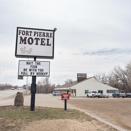 Fort Pierre Motel Eksteriør billede