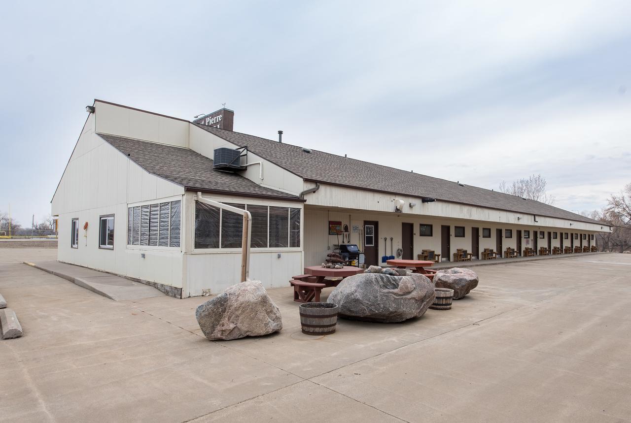 Fort Pierre Motel Eksteriør billede